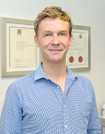 Cairns Day Surgery specialist Simon Tucker
